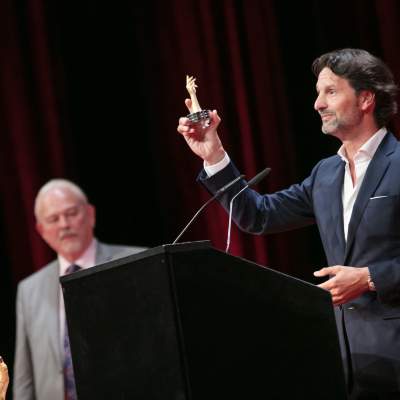 Philippe Dufour (membre du jury) et Maximilien Büsser, (Propriétaire et Directeur créatif de MB&F, lauréat du Prix de la Montre Calendrier 2016)
