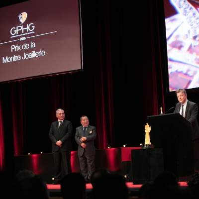 Claude Sfeir, Takeshi Matsuyama (membres du jury) et Nicolas Beau (Directeur International Horlogerie de Chanel, lauréat du Prix de la Montre Joaillerie 2016)