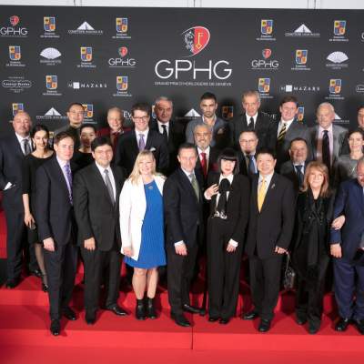Les membres du jury du GPHG 2016 avec Carine Maillard (Directrice de la Fondation du GPHG)
