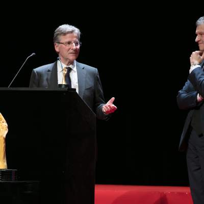 Michel Parmigiani (Président et Fondateur de Parmigiani Fleurier) et Florin Niculescu (Vice-Président Product and Customer Service de Parmigiani Fleurier), lauréats du Prix de la Montre Chronographe 2017 et du Prix de la Montre à Fuseaux Horaires 2017