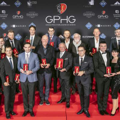 Pascal Raffy (Owner of Bovet 1822) Jean-Claude Biver (President non-executive of the LVMH Group Watch division, Chairman of Hublot & Zenith) Uwe Ahrendt (CEO of Nomos Glashütte) Maria & Richard Habring (CEOs and owners of Habring2) Atsushi Kaneko (Director of Seiko Watch Corporation) Rexhep Rexhepi (Watchmaker and Founder of Akrivia) Nicolas Beau (Directeur International Horlogerie et Joaillerie of Chanel) Eric de Rocquigny (Directeur International Operations & Métiers of Van Cleef & Arpels) Laurent Dordet (La Montre Hermès CEO) Laurent Ferrier (Founder) Marco Borraccino (Co-founder and CEO of Singer Reimagined) Pierre Jacques (President and CEO of De Bethune) Stephen Forsey (Co-founder of Greubel Forsey) Konstantin Chaykin (Founder) Rémi Maillat (Founder of Krayon) Christian Selmoni (Style and Heritage Director at Vacheron Constantin )