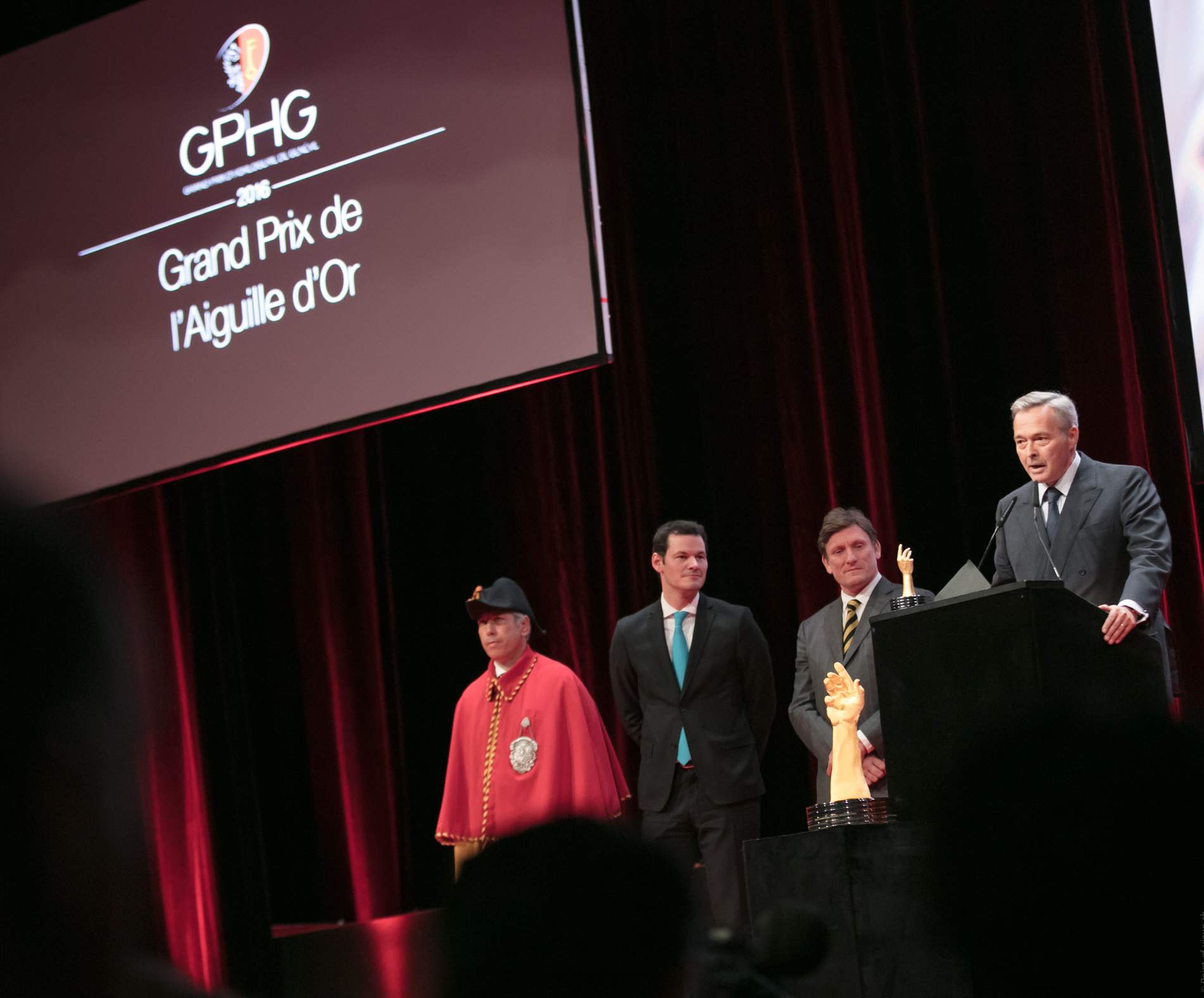 Pierre Maudet (State Councillor), Steven Forsey (Co-founder of Greubel &amp; Forsey) and Karl-Friedrich Scheufele  (President of Chronométrie Ferdinand Berthoud, winner of the “Aiguille d’Or” Grand Prix 2016)