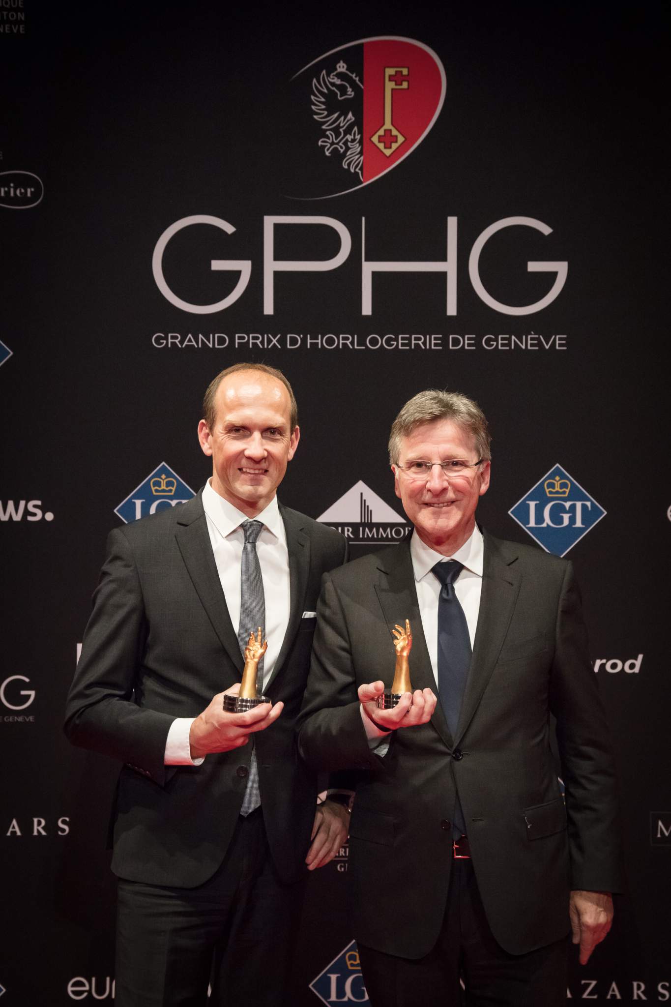 Steve Amstutz (Vice-President CCO of Parmigiani Fleurier) and Michel Parmigiani (President and Founder of Parmigiani Fleurier) winners of the Chronograph Watch Prize 2017 and the Travel Time Watch Prize 2017