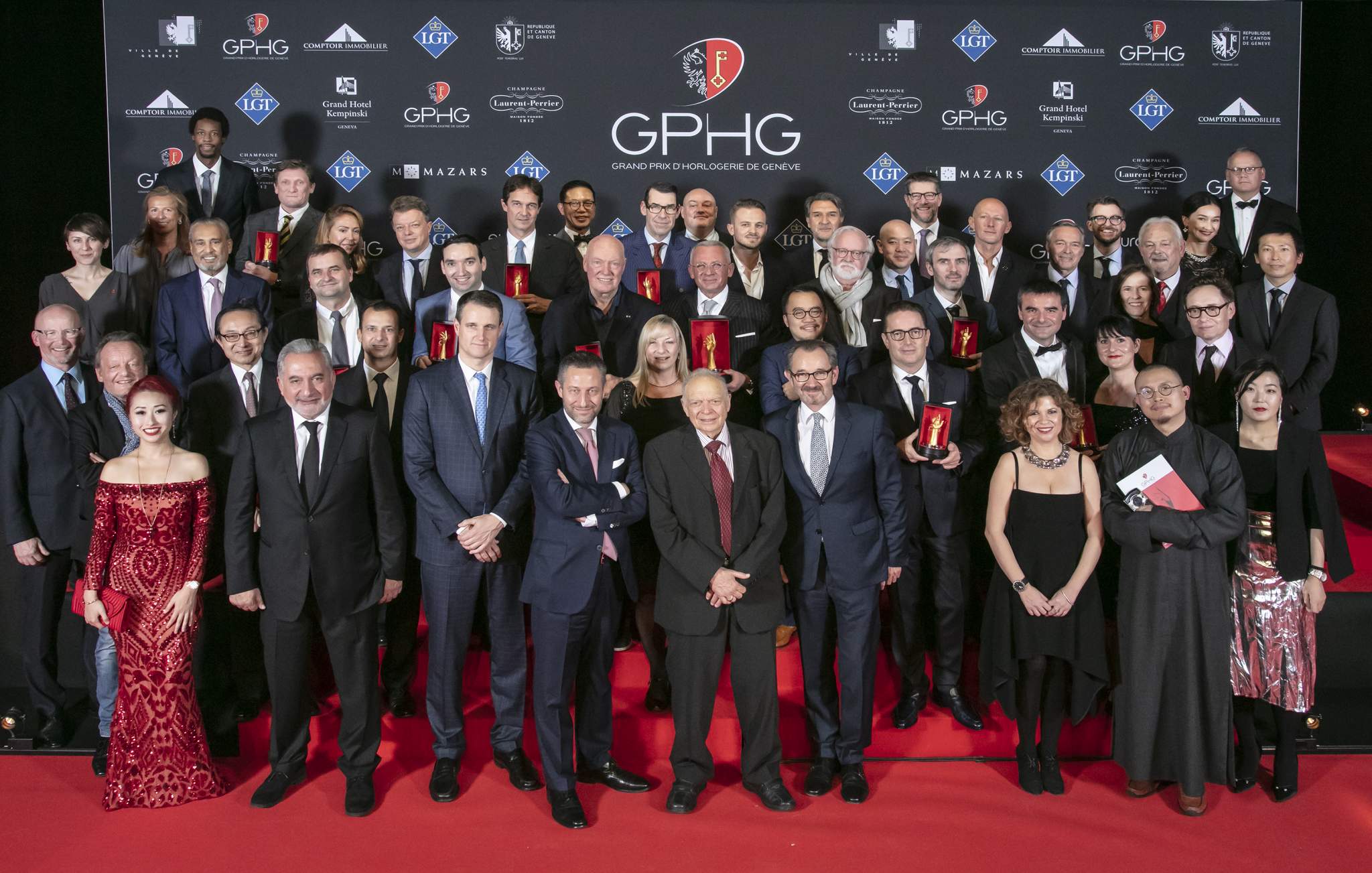 The winners and the members of the jury
