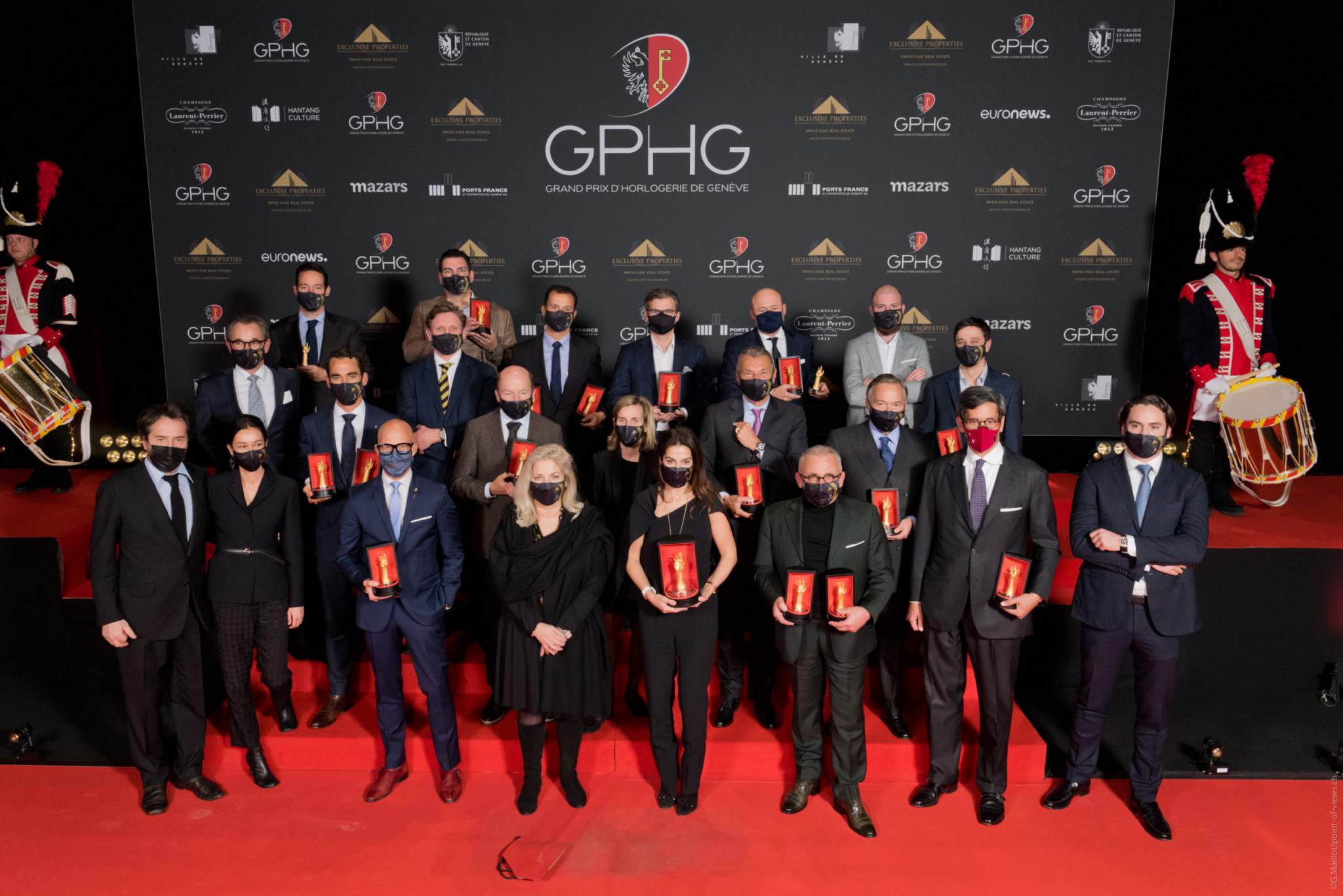 Les lauréats 2020 : Chabi Nouri (CEO de Piaget), Georges Kern (CEO de Breitling), Kari Voutilainen (Propriétaire et horloger), Karl-Friedrich Scheufele (Président de Chronométrie Ferdinand Berthoud), Jean-Christophe Babin (CEO de Bulgari), Roland Enderli (Directeur commercial des Montres Tudor),  Louis Ferla (CEO de Vacheron Constantin), Pascal Raffy (Président de Bovet 1822),  Patrick A. Ulm (CEO de Charles Girardier), Eric de Rocquigny (Directeur des Opérations et des Métiers de Van Cleef &amp; Arpels), Stephen Forsey (Co-fondateur de Greubel Forsey), David Bernard (Responsable de l&#039;atelier Hand Made de Greubel Forsey), Edouard Meylan (CEO de H. Moser &amp; Cie), Gaël Petermann et Florian Bédat (Co-fondateurs de Petermann Bédat), Davide Traxler (CEO de Parmigiani Fleurier).