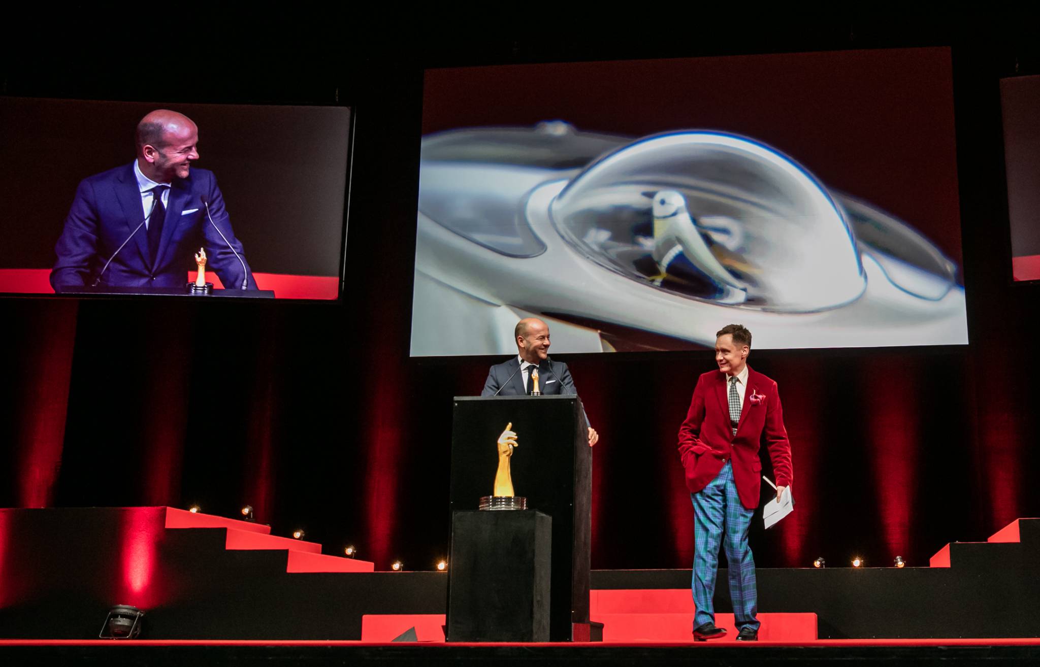 Christian Lattmann (Senior Executive Vice President of Jaquet Droz, winner of the Mechanical Exception Watch Prize 2015) with Nick Foulkes (jury member)
